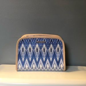 Stella & Dot Indigo Ikat Makeup Bag
